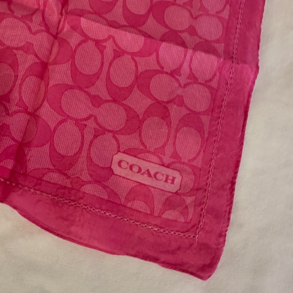 Authentic Coach Signature “C” scarf - Hot Pink - Picture 4 of 4